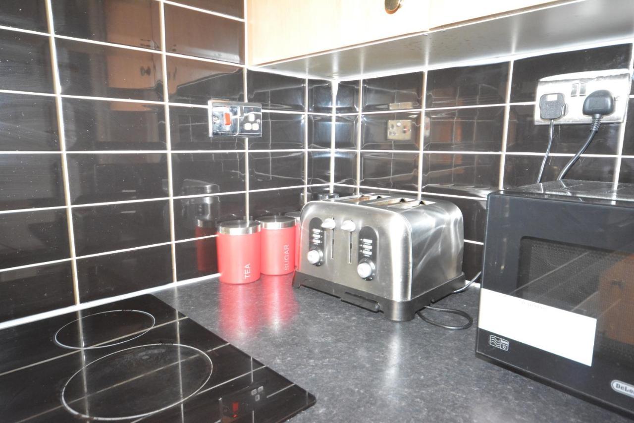 London Deluxe 6 Bedroom House Dagenham Kültér fotó