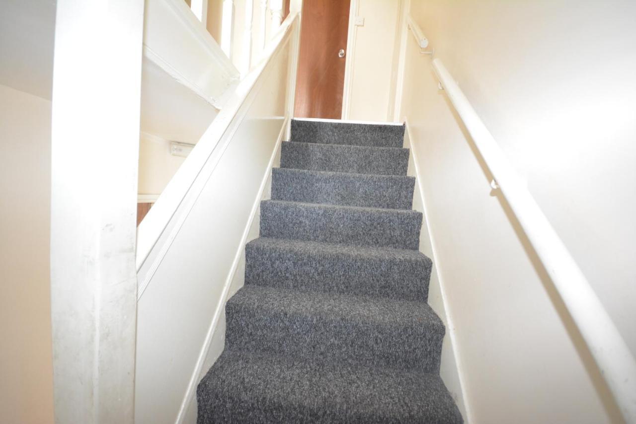 London Deluxe 6 Bedroom House Dagenham Kültér fotó